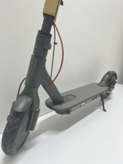 Xiaomi Mijia M365 Elektrikli Scooter (OUTLET) (12 AY EVOFONE GARANTİLİ)