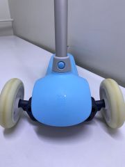 Xiaomi Mitu Mavi 3 Tekerlekli Işıklı Çocuk Scooter (OUTLET) (12 AY EVOFONE GARANTİLİ)