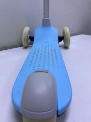 Xiaomi Mitu Mavi 3 Tekerlekli Işıklı Çocuk Scooter (OUTLET) (12 AY EVOFONE GARANTİLİ)